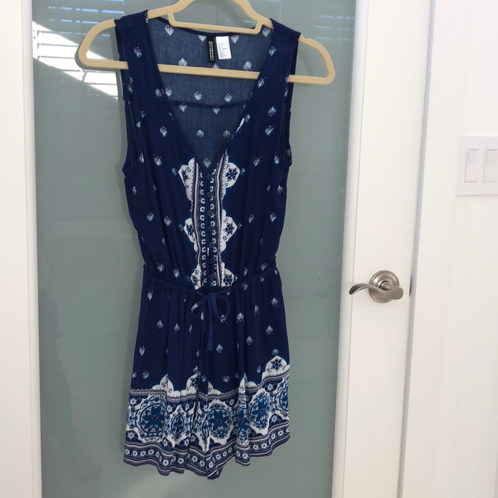 H & M play suit